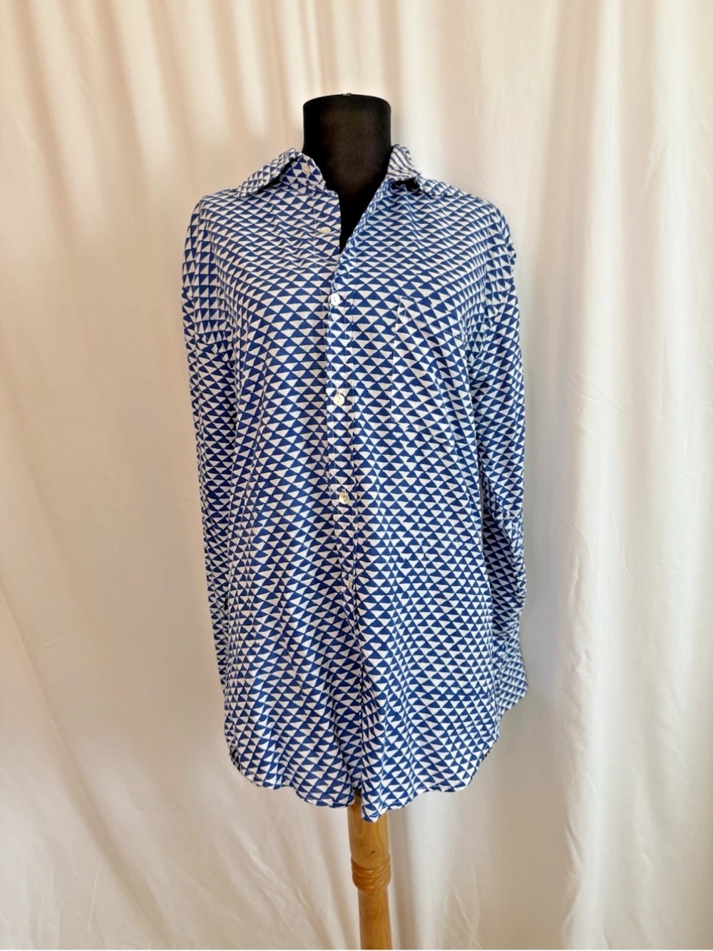 Roberta Roller Rabbit Blue White Button Down Shirt - Size Medium